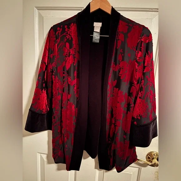 NWOT Chico’s Travelers Black & Red Floral Print Velvet Sweater - Picture 1 of 2